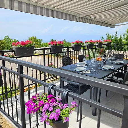 Belvedere Apartment *